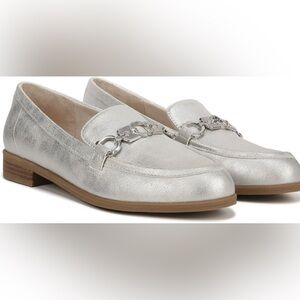 Dr. Scholl’s Metallic Silver Loafers with Silver Buckle, women’s size 11